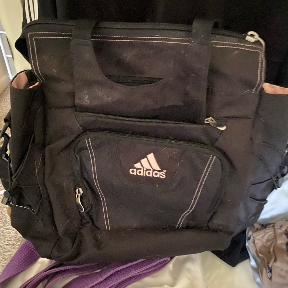 Adidas messenger